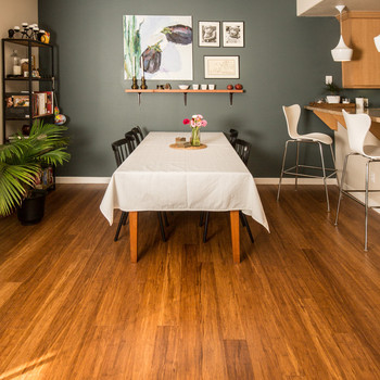 Carbonized strand bamboo floor