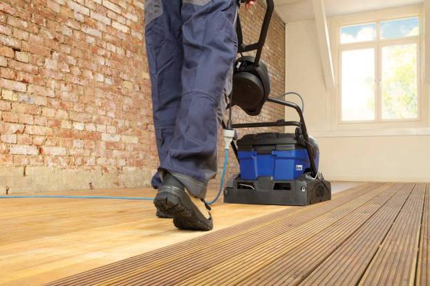 Floor scrubber used for hardwood floor deep cleaning
